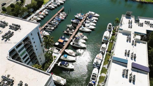River Run Yacht Club, 1700 NW North River Dr #2, Miami, Florida 33125, image 2