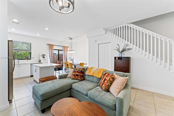 11755 SW 246th Ter, Homestead, Florida 33032, image 1