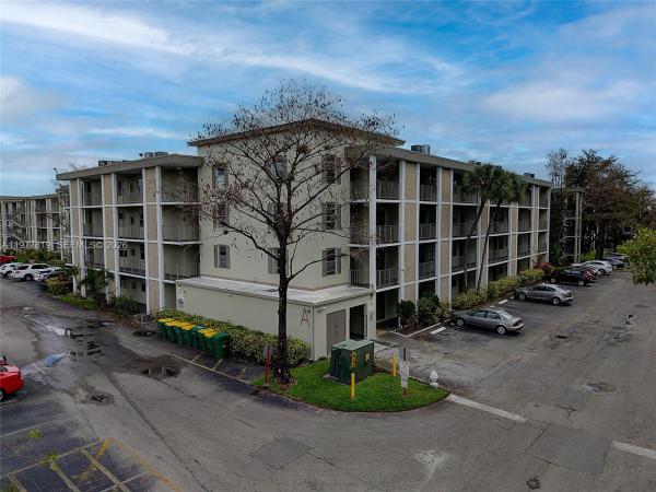 Cypress Chase, 2998 NW 48th Ter #420, Lauderdale Lakes, Florida 33313, image 1
