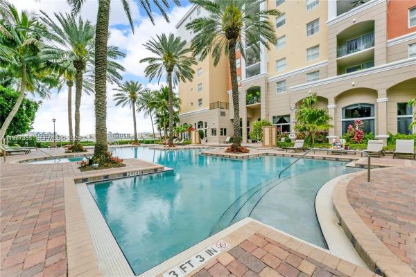 Porto Bellagio, 17100 N Bay Rd #1810, Sunny Isles Beach, Florida 33160, image 1