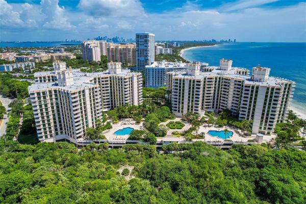 Towers Of Key Biscayne, 1121 Crandon Blvd #E1203, Key Biscayne, Florida 33149, image 2