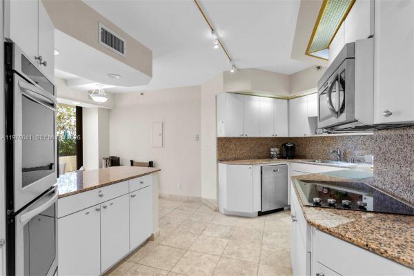 Turnberry Isle South, 19667 Turnberry Way #3A, Aventura, Florida 33180, image 3