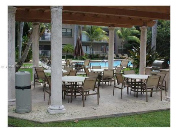 Wisperwood Village, 9301 SW 92nd Ave #C207, Kendall, Florida 33176, image 2