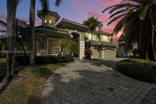 Hawks Landing, 10221 Blue Palm St, Plantation, Florida 33324, image 2
