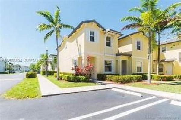 Fiji, 3065 SE 1st Dr #4, Homestead, Florida 33033, image 1