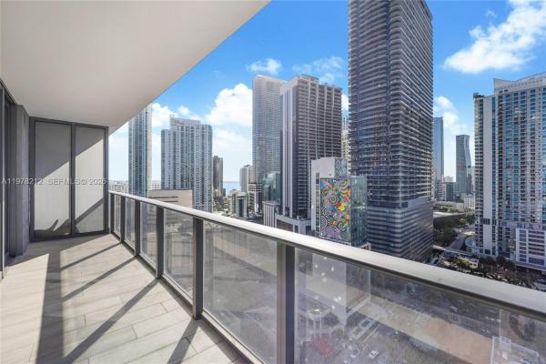 Brickell Heights East, 45 SW 9th St #1904, Miami, Florida 33130, image 1