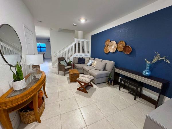 Crystal Cay, 10261 SW 228th Ter, Princeton, Florida 33190, image 2