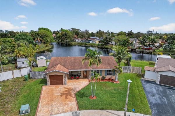 Westview, 9291 NW 11th Ct, Pembroke Pines, Florida 33024, image 1
