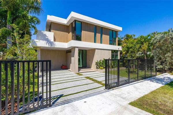 Frow Homestead, 3457 Oak Ave, Miami, Florida 33133, image 1