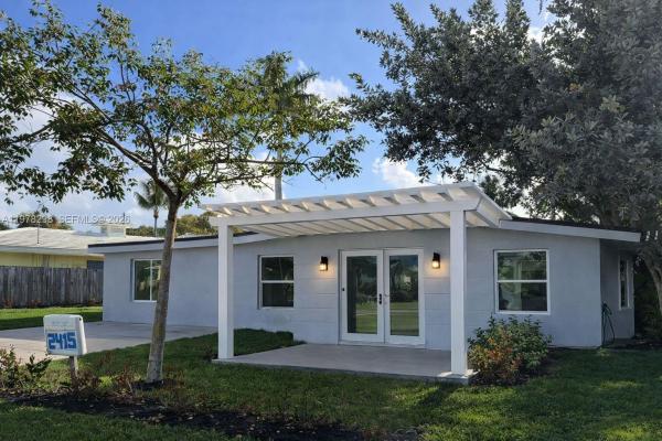 Coral Point, 2416 NE 19th Ter, Wilton Manors, Florida 33305, image 1