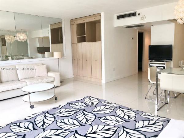 The Decoplage, 100 Lincoln Rd #524, Miami Beach, Florida 33139, image 1