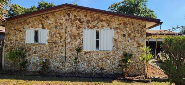 Town Of Modelo, 142 NW 8th Ave, Dania Beach, Florida 33004, image 1