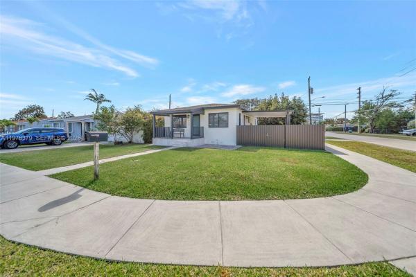 7470 SW 37th St, Unincorporated Dade County, Florida 33155, image 1