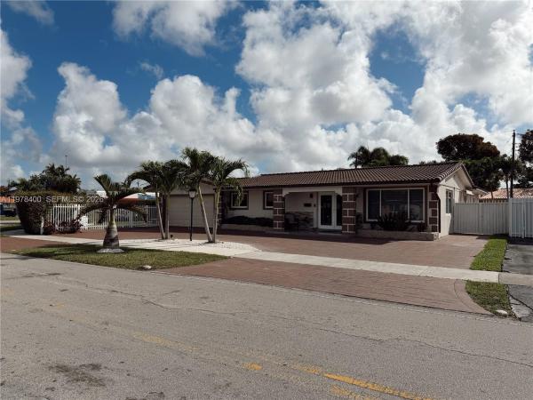 Palm Springs Lakes, 8075 W 18th Ln, Hialeah, Florida 33014, image 2