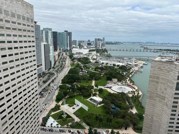 One Miami West, 325 S Biscayne Blvd #4324, Miami, Florida 33131, image 1