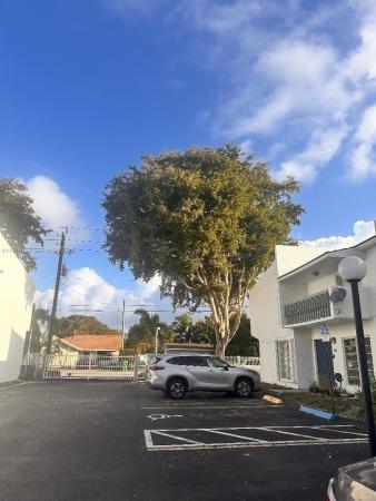 Heritage Square, 9400 SW 170th St #103, Palmetto Bay, Florida 33157, image 1