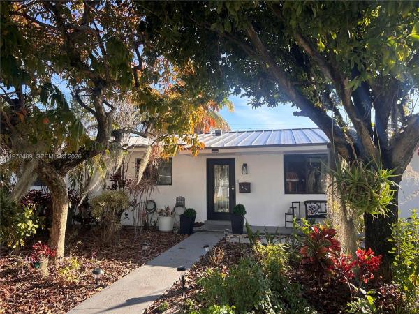 Coral Gardens, 9510 SW 29th St, Westchester, Florida 33165, image 1