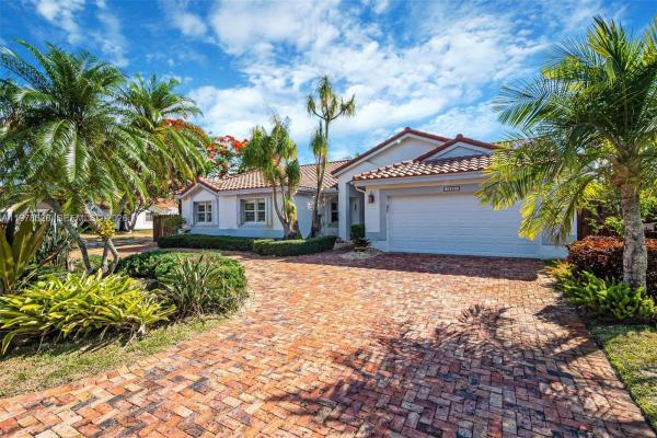 15327 SW 55th Ter, Unincorporated Dade County, Florida 33185, image 1