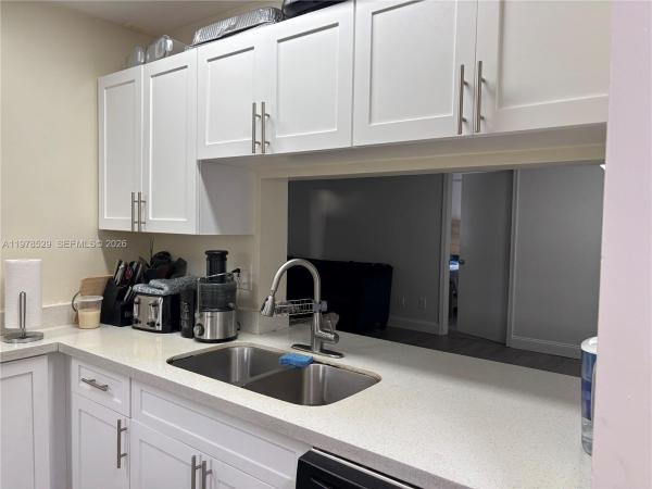 Grenadier Lakes At Welleby, 3615 NW 94th Ave #8F, Sunrise, Florida 33351, image 2