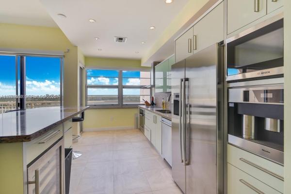 Del Prado, 18031 Biscayne Blvd #PH01, Aventura, Florida 33160, image 1