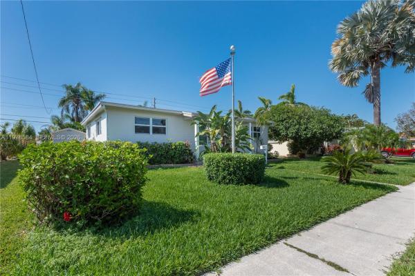 Ocean View Golf, 326 SE 3rd Ter, Dania Beach, Florida 33004, image 1
