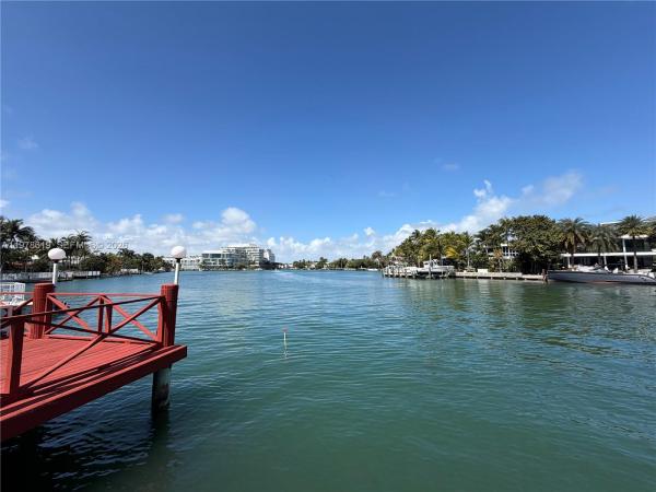 4730 Pine Tree Dr #11, Miami Beach, Florida 33140, image 1