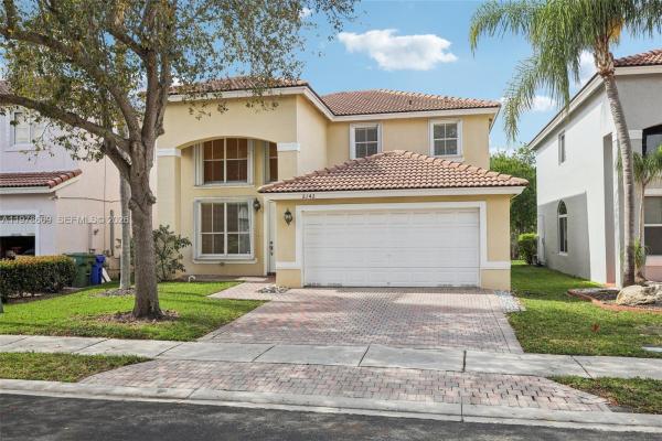 Walnut Creek, 2142 NW 77th Ter, Pembroke Pines, Florida 33024, image 1