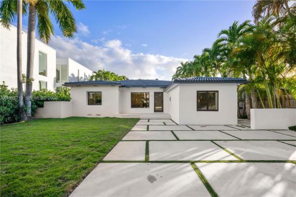 Nautilus, 900 W 47th Ct, Miami Beach, Florida 33140, image 1