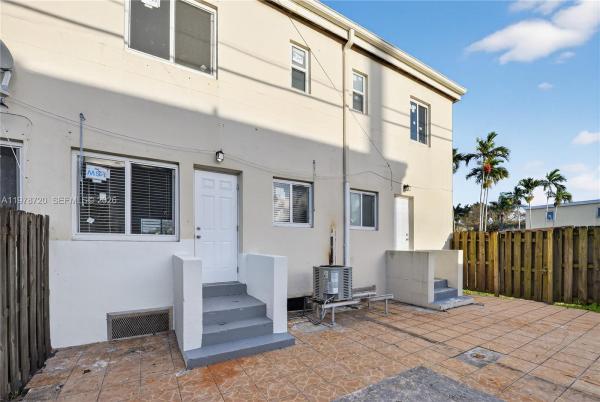 475 NW 84th Ter #475, Unincorporated Dade County, Florida 33150, image 1