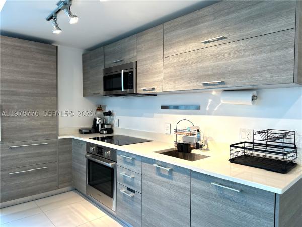 Paraiso Bay, 650 NE 32nd St #2108, Miami, Florida 33137, image 1