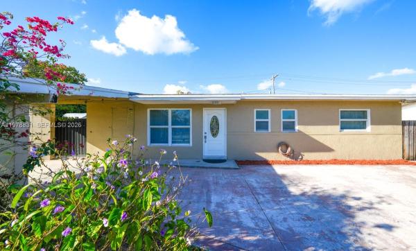 Lake Stevens Estates At Carol City, 5511 NW 180th Ter, Miami Gardens, Florida 33055, image 2