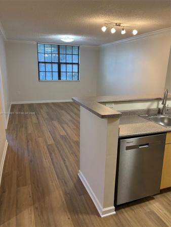 Regent Park At Young Circle, 1919 Van Buren St #219A, Hollywood, Florida 33020, image 2
