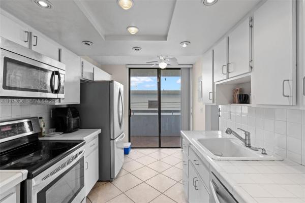 Parkview Plaza, 7300 Wayne Ave #217, Miami Beach, Florida 33141, image 1