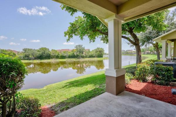 477 Pacific Grove Dr #2, West Palm Beach, Florida 33401, image 3