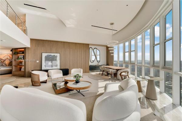 Trump Royale, 18201 E Collins Ave #TS1, Sunny Isles Beach, Florida 33160, image 1