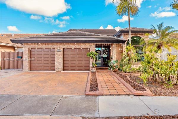 Bird Lakes South, 14330 SW 50th St, Kendale Lakes, Florida 33175, image 3