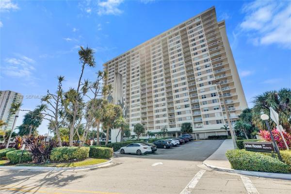 Arlen House Central, 300 Bayview Dr #205, Sunny Isles Beach, Florida 33160, image 2