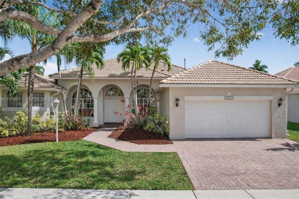 Bonita Bay, 1221 NW 141st Ave, Pembroke Pines, Florida 33028, image 1