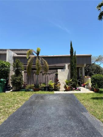 7439 SW 106th Ct, Unincorporated Dade County, Florida 33173, image 1