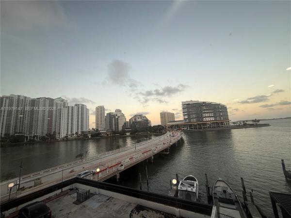 The Four Ambassadors, 801 Brickell Bay Dr #470, Miami, Florida 33131, image 2