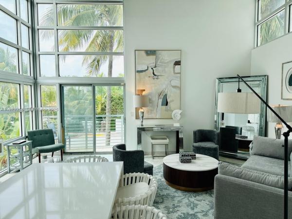 Vilamur, 7700 Collins Ave #5, Miami Beach, Florida 33141, image 1