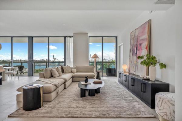 Five Park, 500 Alton Rd #903, Miami Beach, Florida 33139, image 2