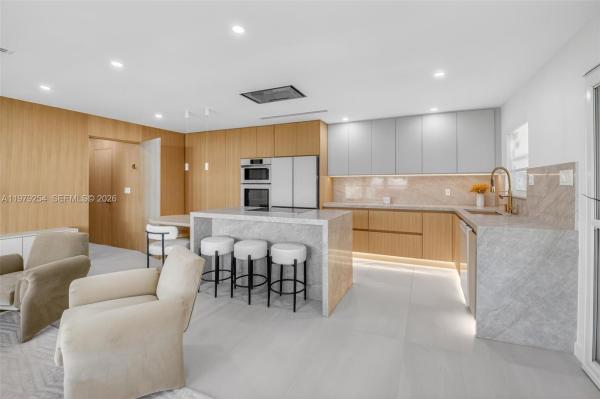 Pine Point Villas, 3240 Park Ln #D, Boynton Beach, Florida 33435, image 1