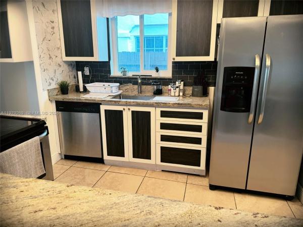 Bowman Heights, 4734 SW 4th St, Miami, Florida 33134, image 3