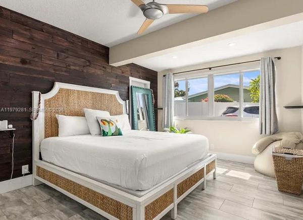 Lighthouse Point Residential, 2211 NE 35th Ct, Lighthouse Point, Florida 33064, image 2