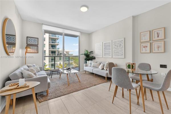 Quadro, 3900 Biscayne Blvd #S-916, Miami, Florida 33137, image 1