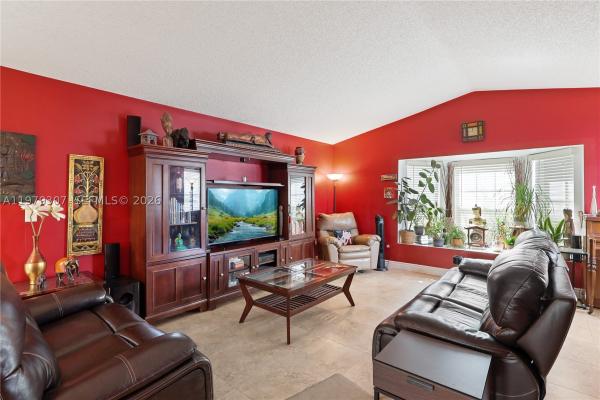 Villas Of Deerwood, 14566 SW 124th Pl, Three Lakes, Florida 33186, image 2