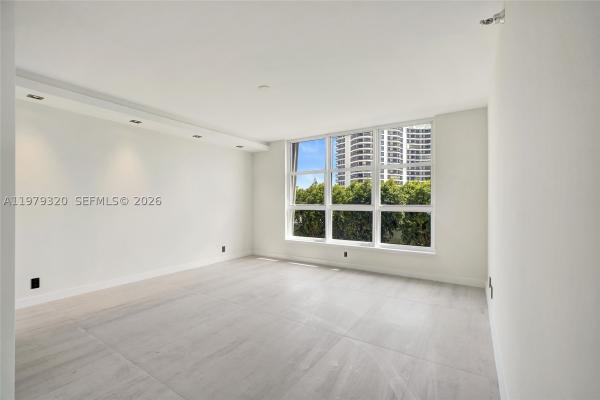Mystic Pointe Tower 500, 3530 Mystic Pointe Dr #415, Aventura, Florida 33180, image 3