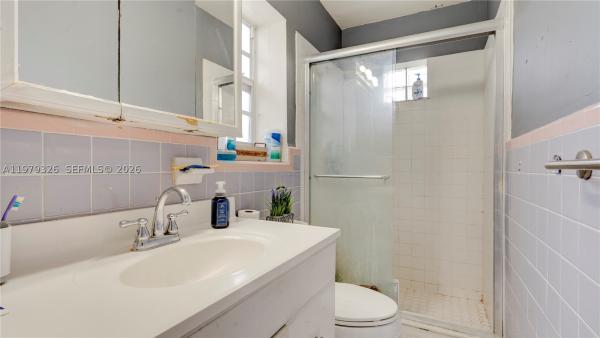 Westchester Residential, 1715 SW 84th Ave, Westchester, Florida 33155, image 1