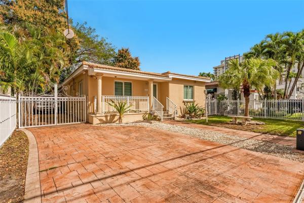 Auburn Heights, 2121 SW 30th Ct #2121, Miami, Florida 33145, image 1